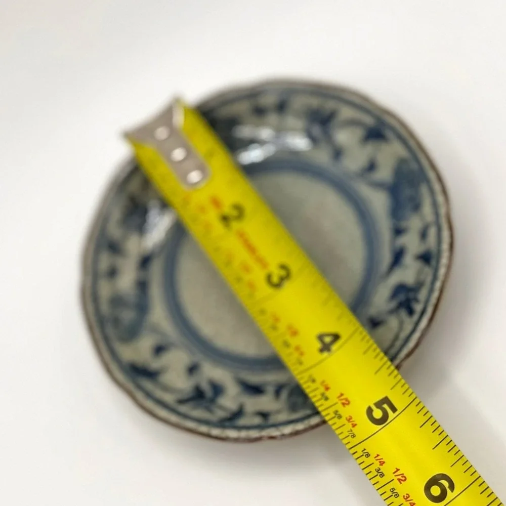 Matsumine Kiln Japanese Blue White Crackle‎ Glaze Floral Ceramic Saucer Plate
